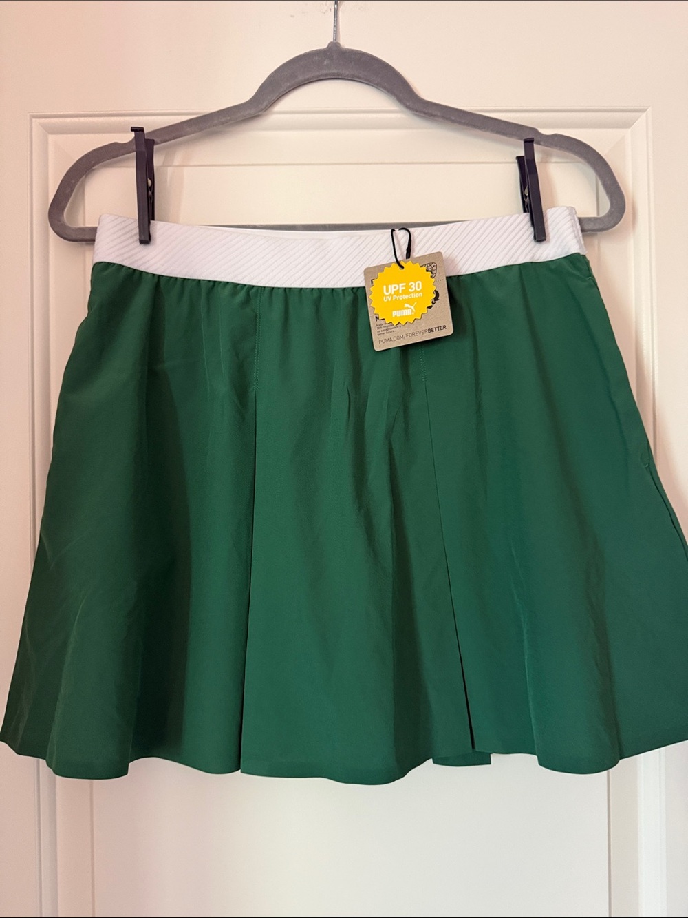 Puma Green Circle Athletic  Skirt with White Elastic Waistband